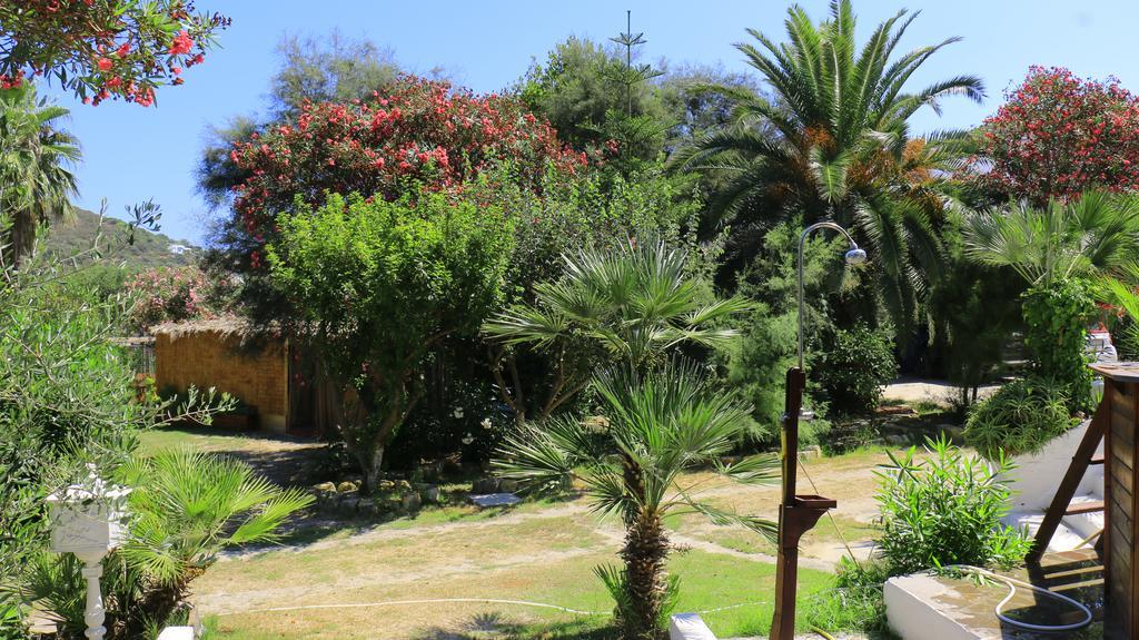פונזה Cala Cavone Guest House מראה חיצוני תמונה