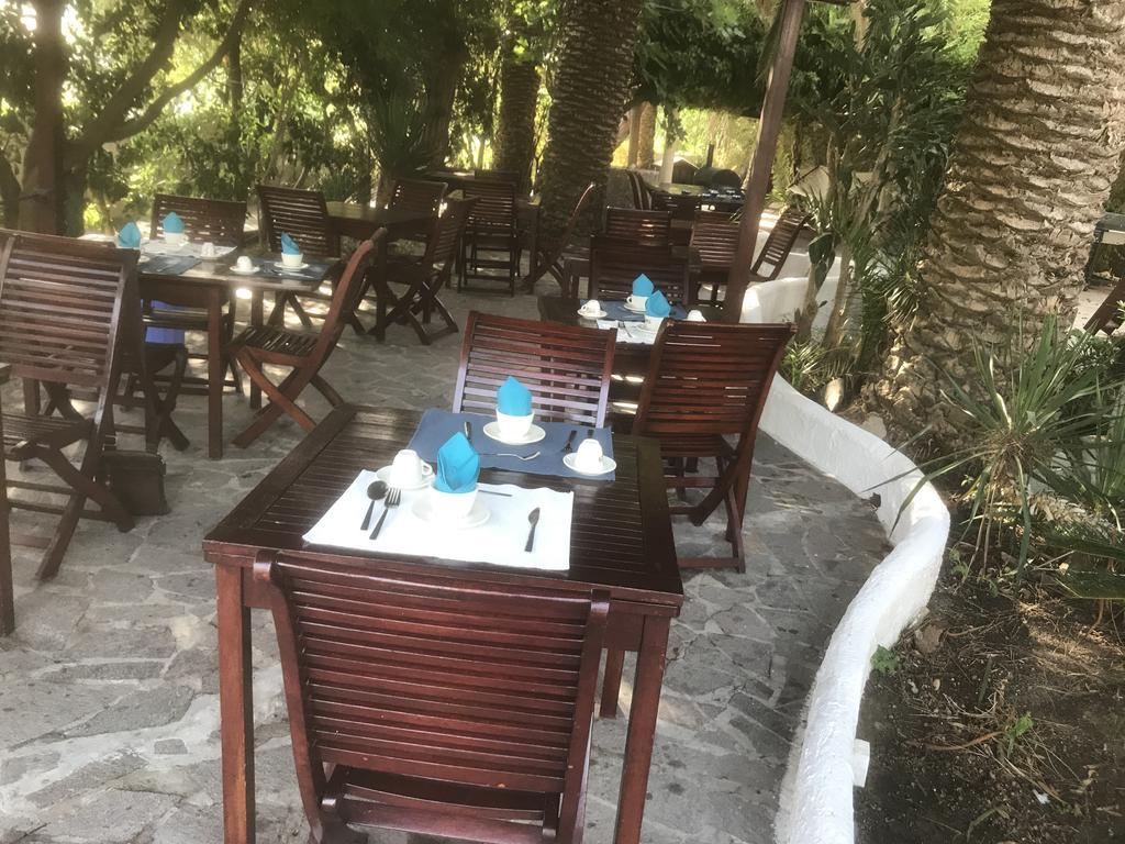 פונזה Cala Cavone Guest House מראה חיצוני תמונה