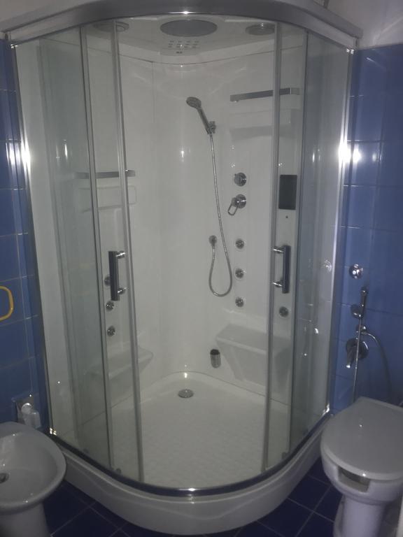 פונזה Cala Cavone Guest House מראה חיצוני תמונה