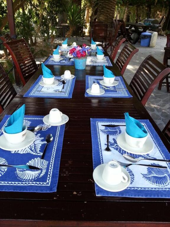 פונזה Cala Cavone Guest House מראה חיצוני תמונה
